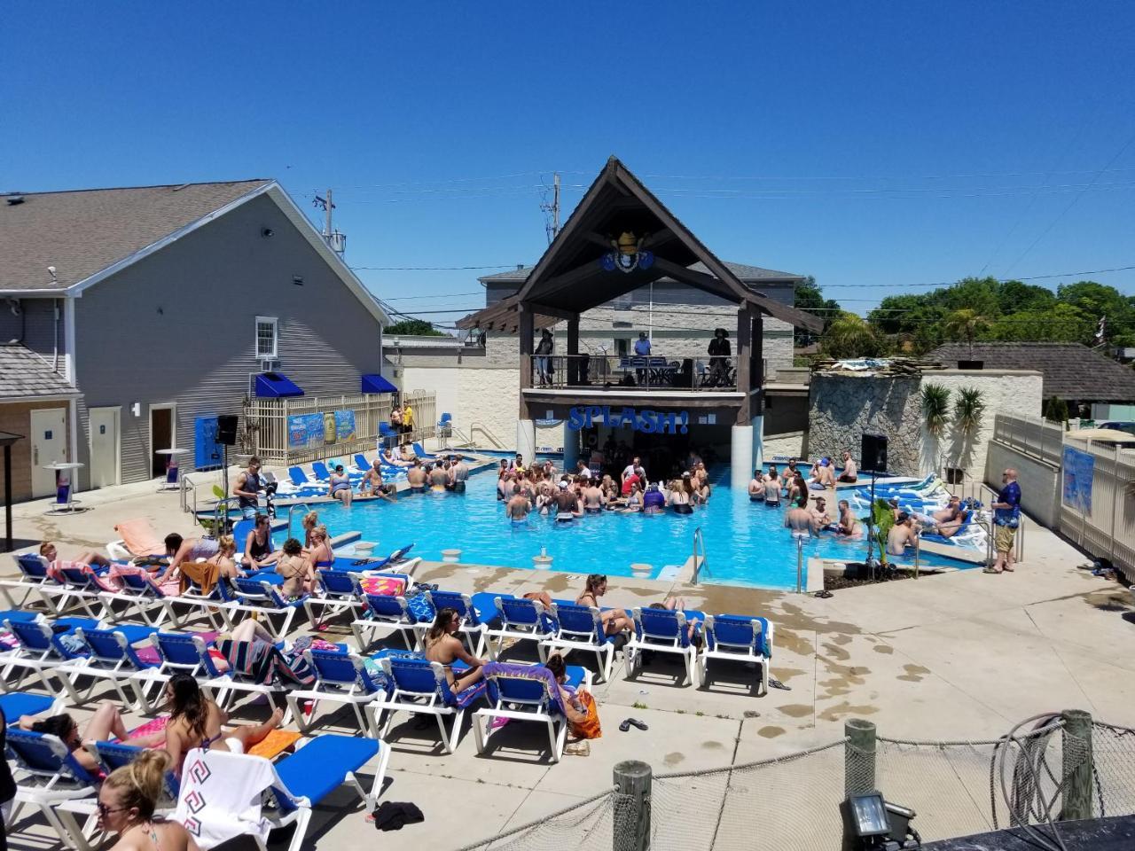 Grand Islander Hotel Put-in-Bay Buitenkant foto